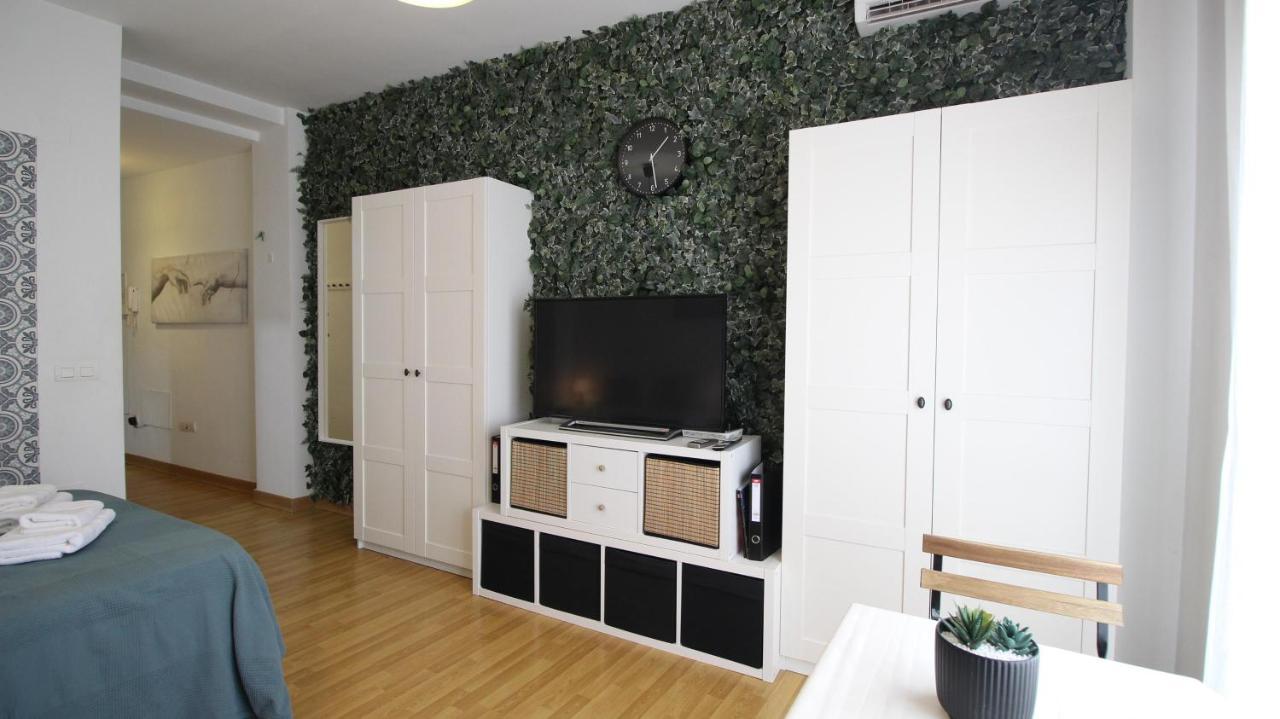 Del Parque Flats Atico Capuchinos Apartment Malaga Bagian luar foto